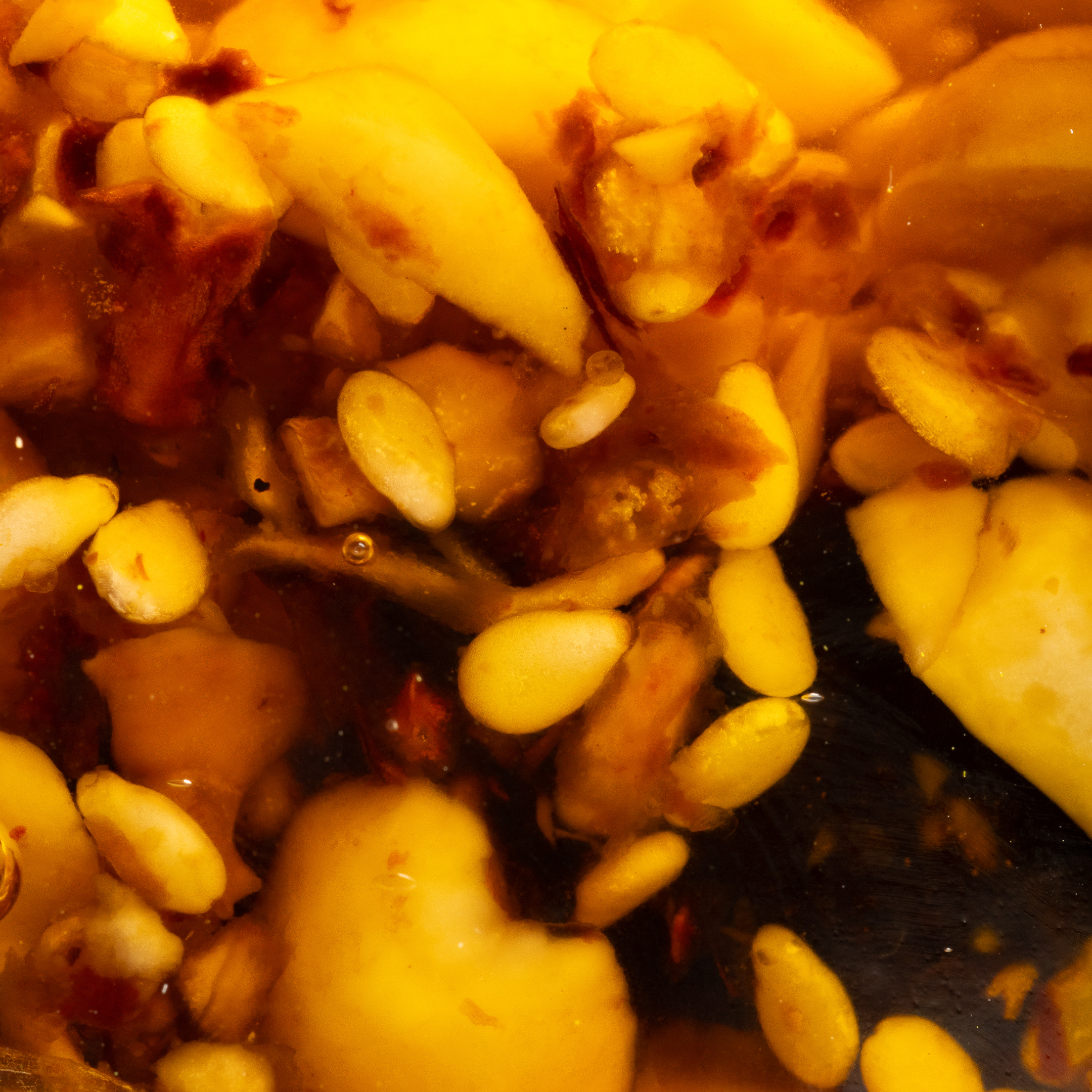Crispy Garlic Oil 1